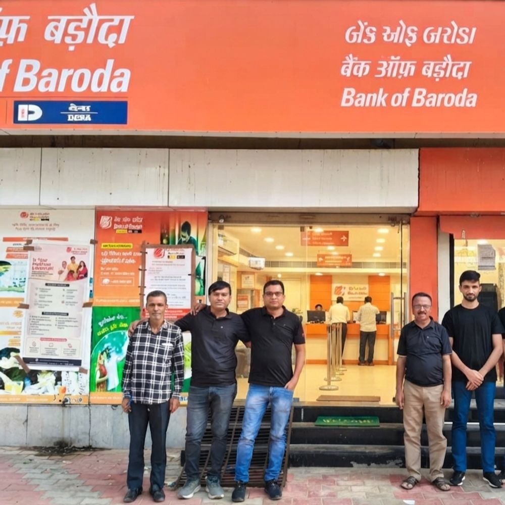 બેંક કર્મચારીઓએ કાળા કપડાં પહેરી વિરોધ નોંધાવ્યો, ચારેય શનિવારે રજાની માંગ