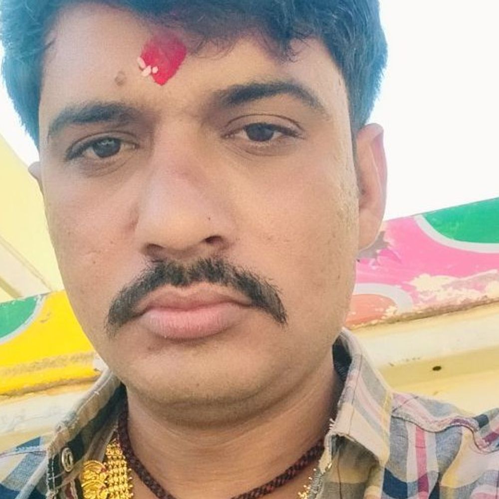 વાંકાનેર પાસે ડમ્પરે છકડો રીક્ષાને ટક્કર મારી:અકસ્માતમાં ગંભીરઈજા પહોંચતા યુવાનનું મોત, પોલીસે ડમ્પર ચાલકને પકડવા તપાસ શરૂ કરી