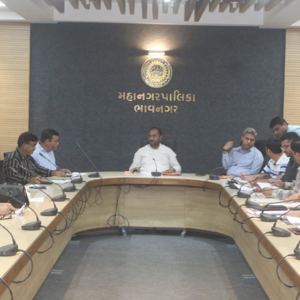 મનપાની સ્ટેન્ડિંગ કમિટીમાં 497.78 કરોડના વિકાસ કામોને મળી મંજૂરી:EWS આવાસ, ફોરલેન રોડ, હેરિટેજ ડાઇનિંગ હોલ, રો-વોટર સંપ સહિત 39 કામોને મંજૂરીની મહોર લાગી
