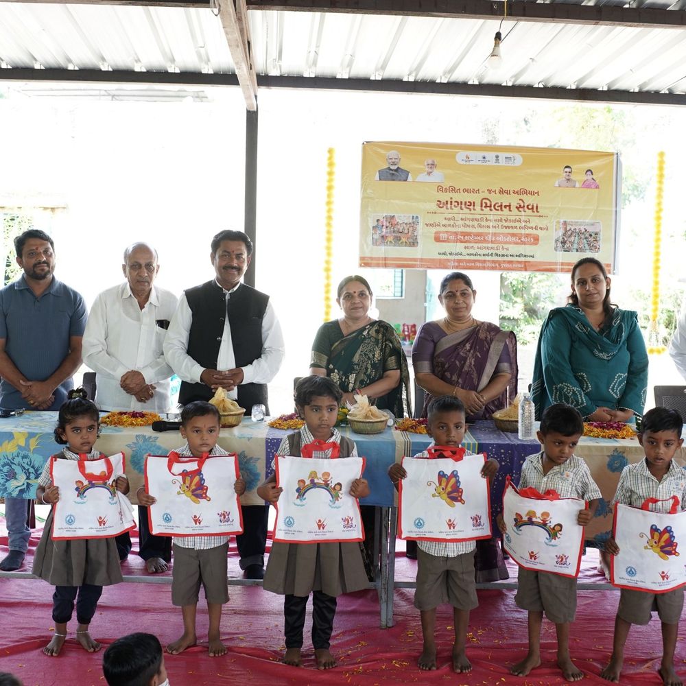 પાંચમહુડીયા આંગણવાડીમાં 'આંગણ સેવા મિલન કાર્યક્રમ' યોજાયો:જિલ્લા પંચાયત પ્રમુખના અધ્યક્ષ સ્થાને, પોષણ શપથ લેવાયા