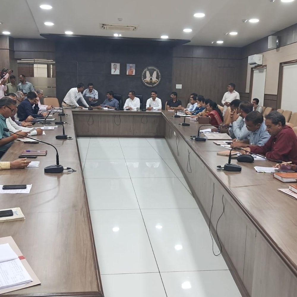 શનિવારે સ્ટેન્ડિંગ કમિટીની બેઠક:રાજકોટ મ્યુ. કોર્ટ બંધ કરવા અને સર્વેશ્વર ચોકમાં પિંક ટોયલેટ બનાવા સહિતની 21 મહત્વની દરખાસ્તો અંગે લેવાશે નિર્ણય