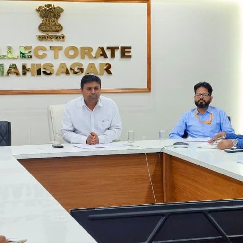 મહીસાગરમાં વસ્તી ગણતરીના બીજા તબક્કા માટે અધિકારીઓને તાલીમ અપાઈ:લુણાવાડામાં નાયબ કલેક્ટરની અધ્યક્ષતામાં મામલતદાર સહિતના અધિકારીઓને માર્ગદર્શન અપાયું
