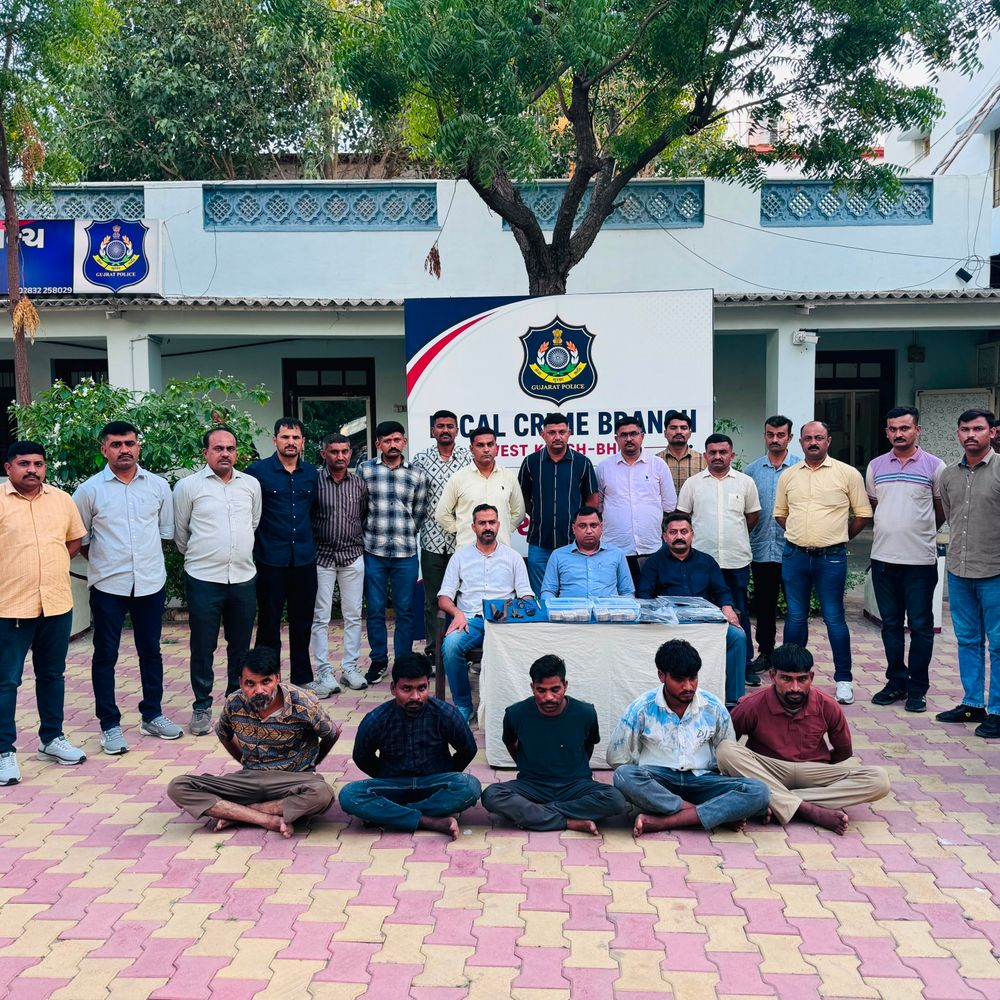 કચ્છમાં રાત્રી ચોરી કરતી મધ્યપ્રદેશની ગેંગ ઝડપાઈ:5 શખ્સો પકડાયા, 15 ચોરીના ગુના ઉકેલાયા