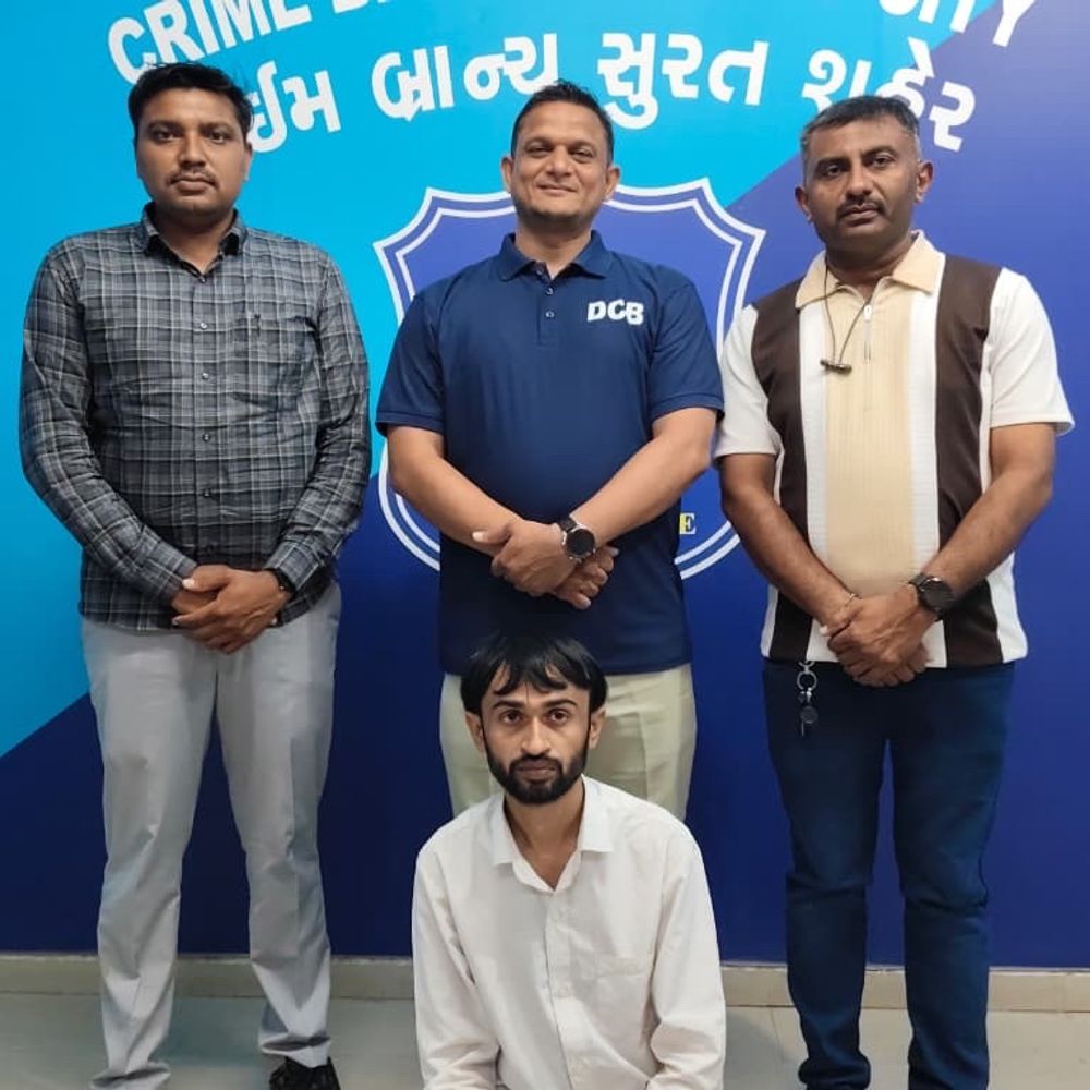 1 લાખના ચેક બાઉન્સમાં કોર્ટે ફટકારી હતી 1 વર્ષની સજા:પાલીતાણા કોર્ટની સજાથી બચવા સુરતમાં હીરા ઘસતો ભાગેડુ આરોપી ઝડપાયો, 6 મહિનાથી પોલીસને થાપ આપી રહ્યો હતો