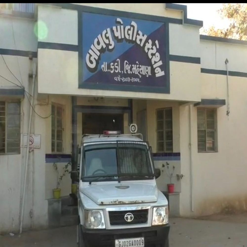 કડીમાં શખ્સે પ્રૌઢ પર પંચ વડે હુમલો કરી માર માર્યો:ખેતરમાંથી ટ્રેક્ટર પસાર કરવા બાબતે મારામારી, ઈજાગ્રસ્ત પ્રોઢને હોસ્પિટલમાં ખસેડાયા, ફરિયાદ નોંધાઈ
