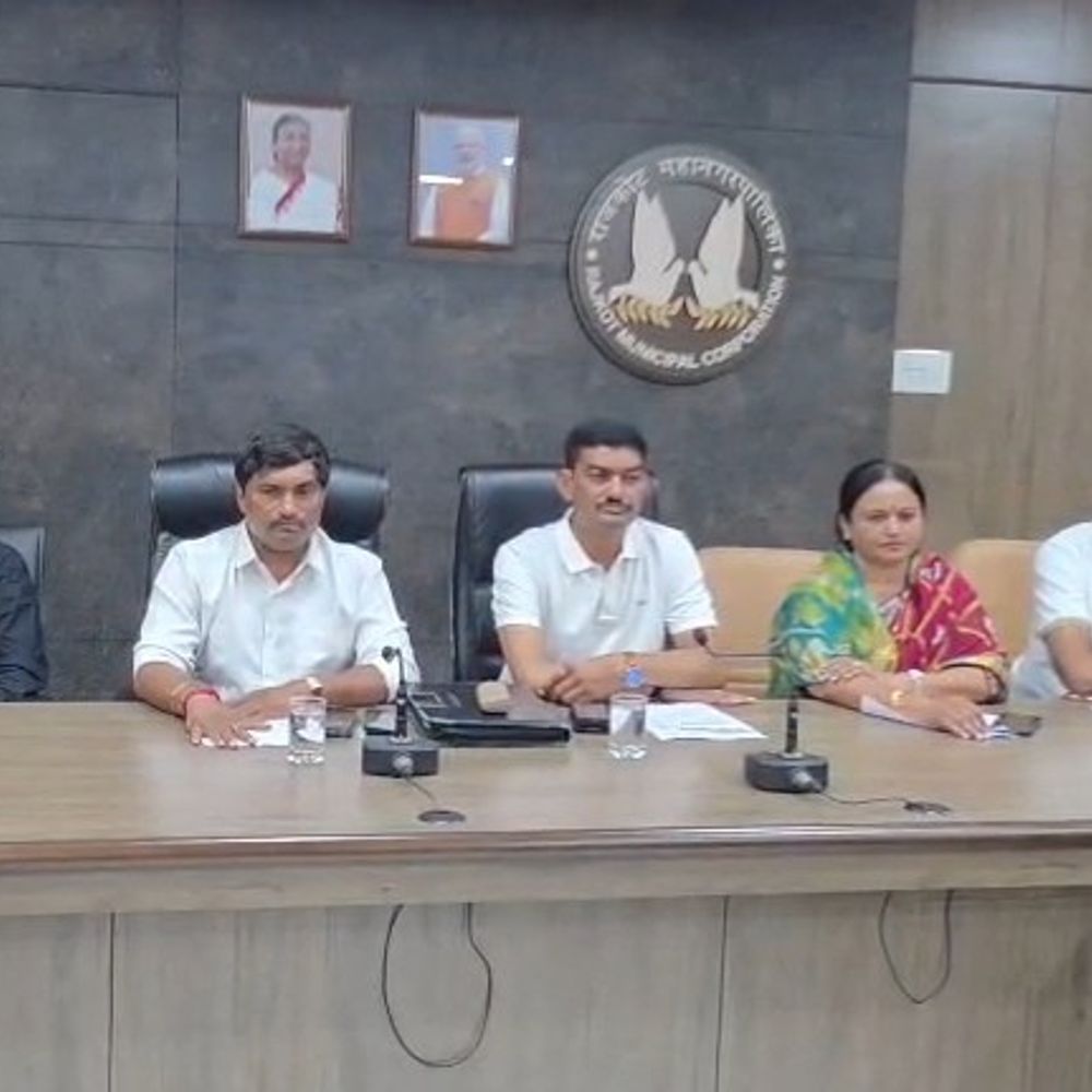રાજકોટ મનપાની કોર્ટ બંધ થતા વર્ષે સવા કરોડનો ફાયદો:મનપાની સ્ટેન્ડિંગ કમિટીની બેઠકમાં મહિલાઓ માટે પિંક ટોયલેટ સહિત રૂ.6.50 કરોડના વિકાસકામોને મંજૂરી
