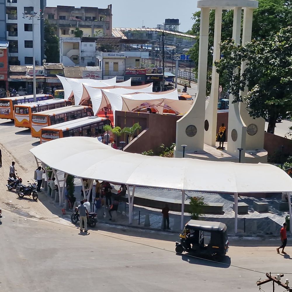 નવસારી રેલવે સ્ટેશન પાસે રૂ.1.83 કરોડના ખર્ચે આધુનિક સિટી બસ પોર્ટનું લોકાર્પણ, હજારો મુસાફરોને સુવિધા