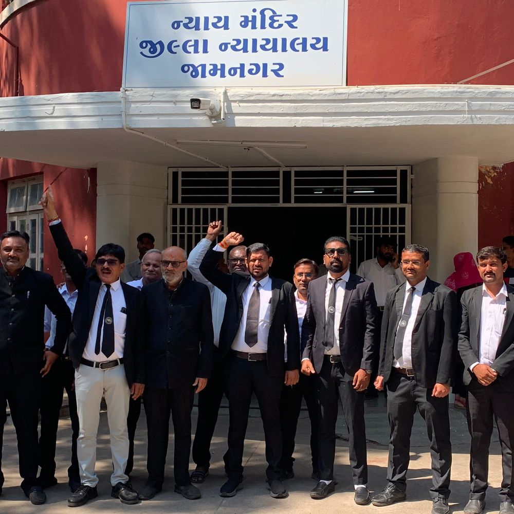 જામનગરના વકીલો ભાડા અધિનિયમ-2026ના વિરોધમાં કોર્ટ કાર્યવાહીથી અળગા રહ્યા:ફિક્સિંગ ઓથોરિટીને સત્તા સોંપવાની જોગવાઈ સામે વિરોધ નોંધાવ્યો