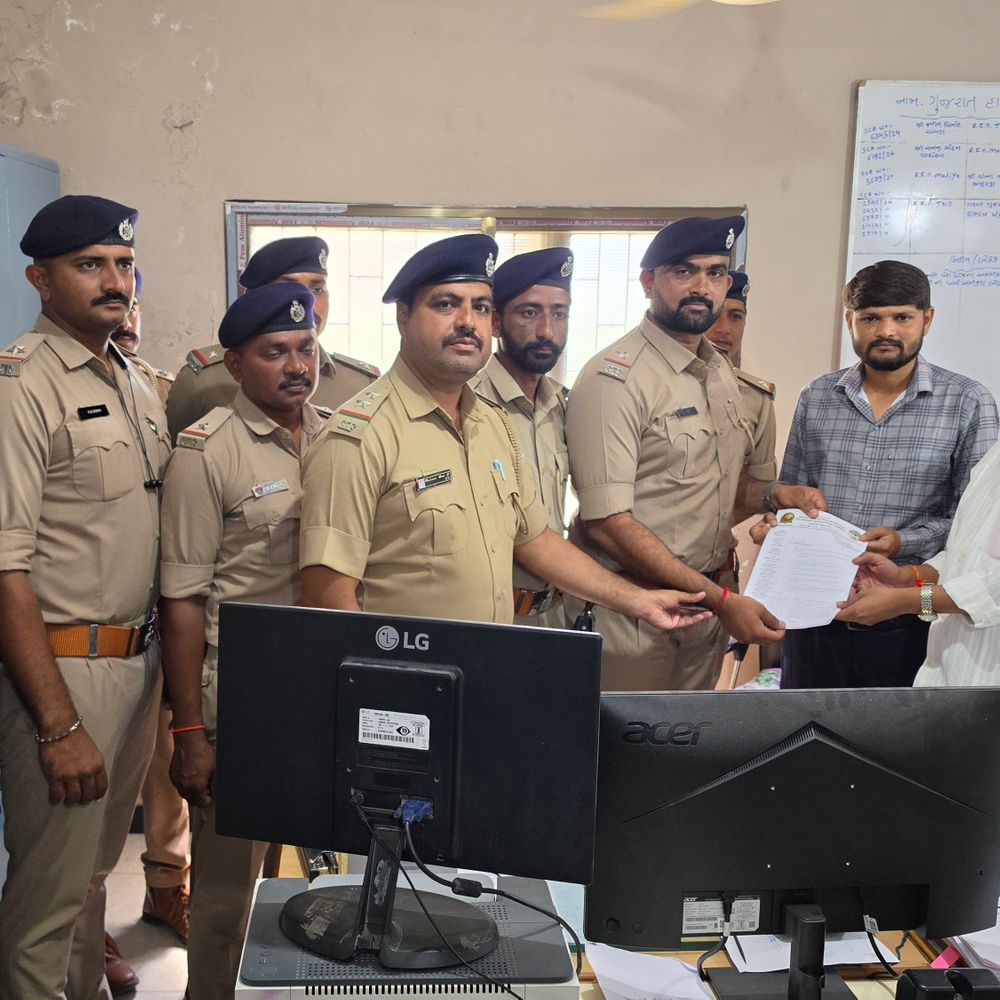 ગીરસોમનાથમાં વનકર્મીઓએ પાંચ માંગણીઓ માટે આંદોલન શરૂ કર્યું:સુરક્ષા એલાઉન્સ, ગ્રેડ-પે અને બદલીના પ્રશ્ને વેરાવળમાં આવેદનપત્ર આપ્યું, હડતાળની ચીમકી