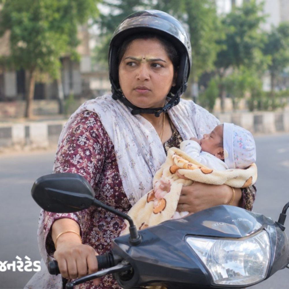 ન્યૂ રાણીપમાંથી એક્ટિવા ચાલક મહિલાએ 37 દિવસના બાળકનું અપહરણ કર્યું:નંબર વિનાની એક્ટિવા હતી, બાળક 1 કિમી દૂરથી મળી આવ્યું; મહિલાની શોધખોળ શરૂ