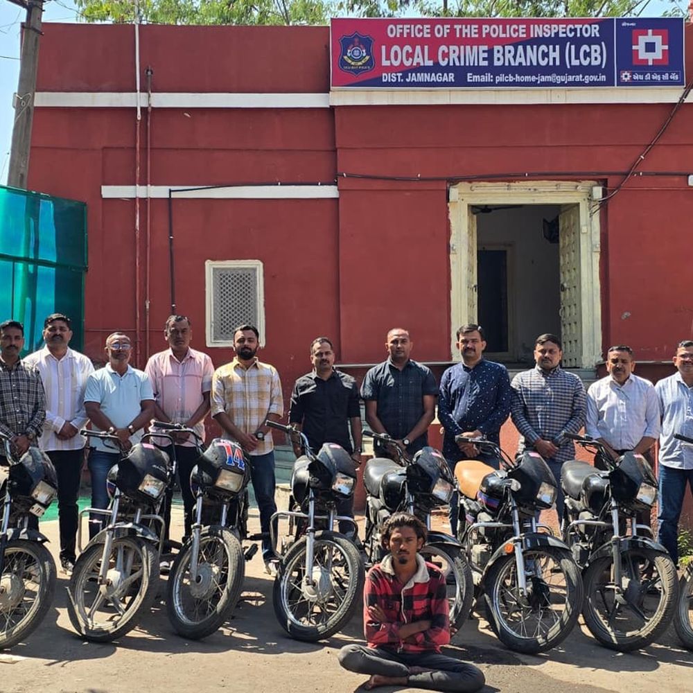 જામનગરમાં વાહન ચોરી ગેંગનો સુત્રધાર ઝડપાયો, બે સગીરો પણ સંડોવાયા, ૮ બાઇક કબજે