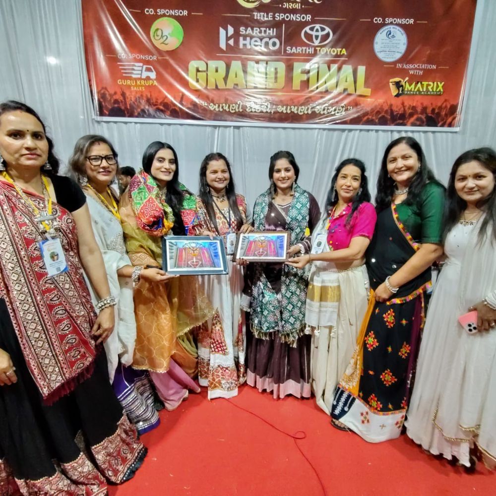 પાટણ પ્રજાપતિ સમાજના કેસરિયા નવરાત્રી મહોત્સવનો ફાઇનલ રાઉન્ડ:આગેવાનોએ દીકરા-દીકરીઓને પ્રોત્સાહિત કર્યા, વિજેતાઓને ઈનામ અપાયા