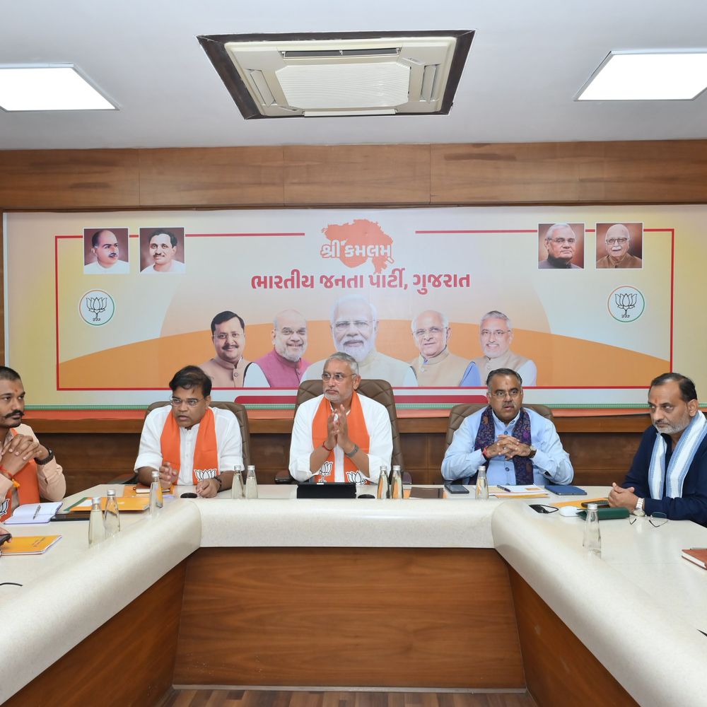 'સેવા જ્યોતિ કળશ યાત્રા' માટે ગુજરાત ભાજપ સજ્જ:પીએમ મોદીના વર્ચ્યુઅલ સંબોધન સાથે 7 ઓક્ટોબરે યોજાશે ભવ્ય કાર્યક્રમ