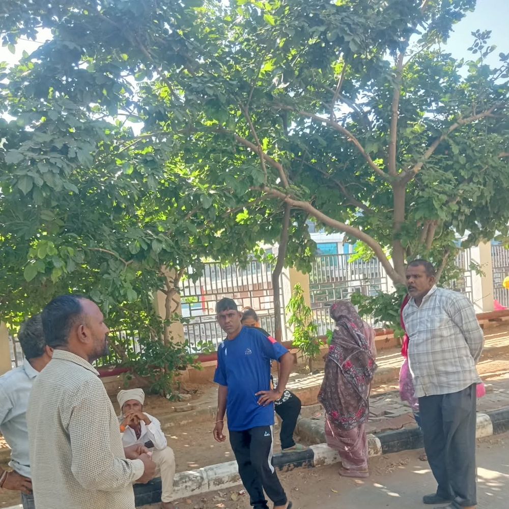 સિવિલ સામે પરિવારજનોમાં રોષ:હિંમતનગર સિવિલમાં દુષ્કર્મ પીડિત સગીરાનું ગર્ભપાત બાદ મોત