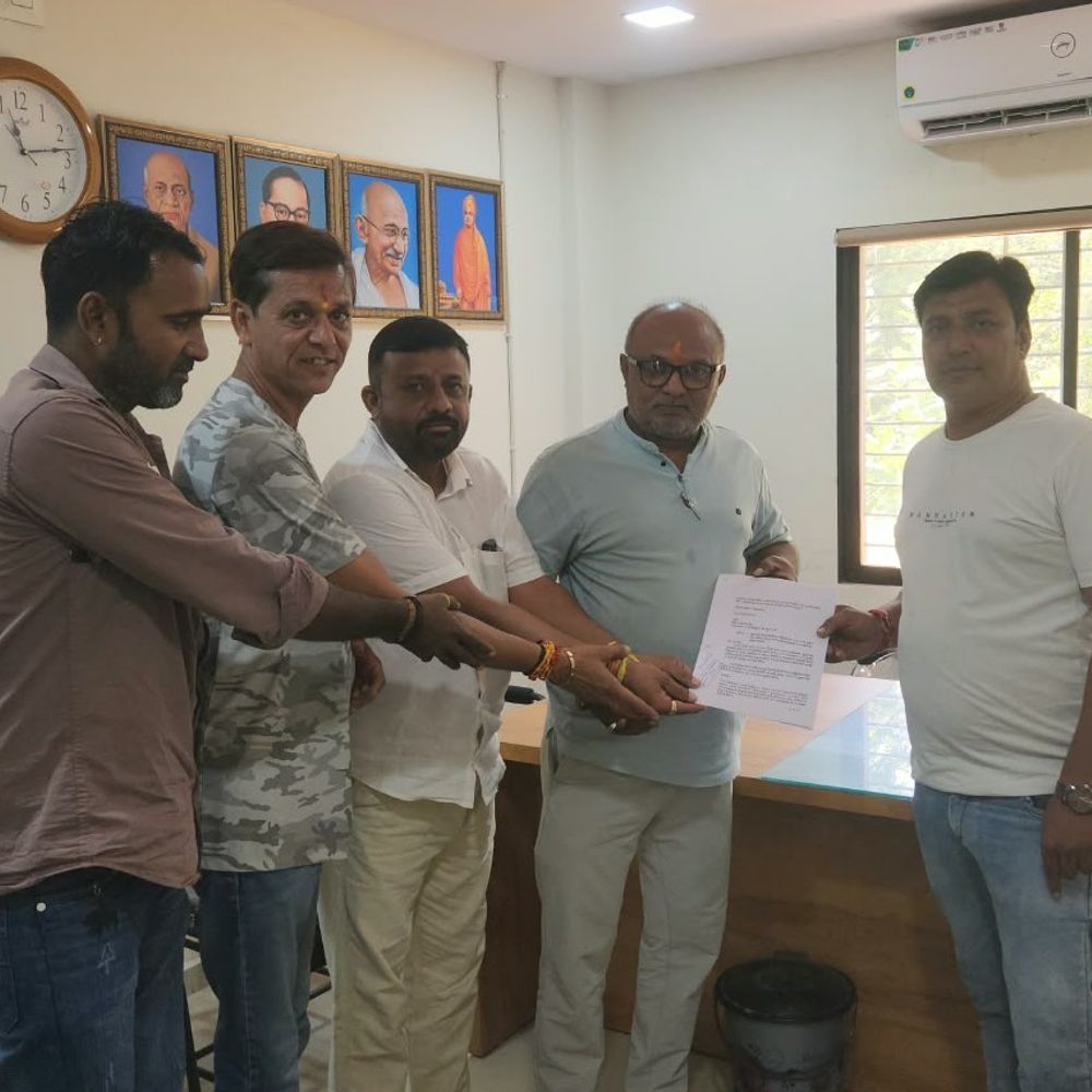 નગરપાલિકાના પ્રમુખ સામે અવિશ્વાસની દરખાસ્ત રજૂ .:​વિસાવદર નગરપાલિકામાં ભાજપ શાસન વચ્ચે અસંતોષ ફાટી નીકળ્યો; 17 સભ્યોએ મહિલા પ્રમુખ દયાબેન સોલંકી સામે અવિશ્વાસની દરખાસ્ત ધરી.