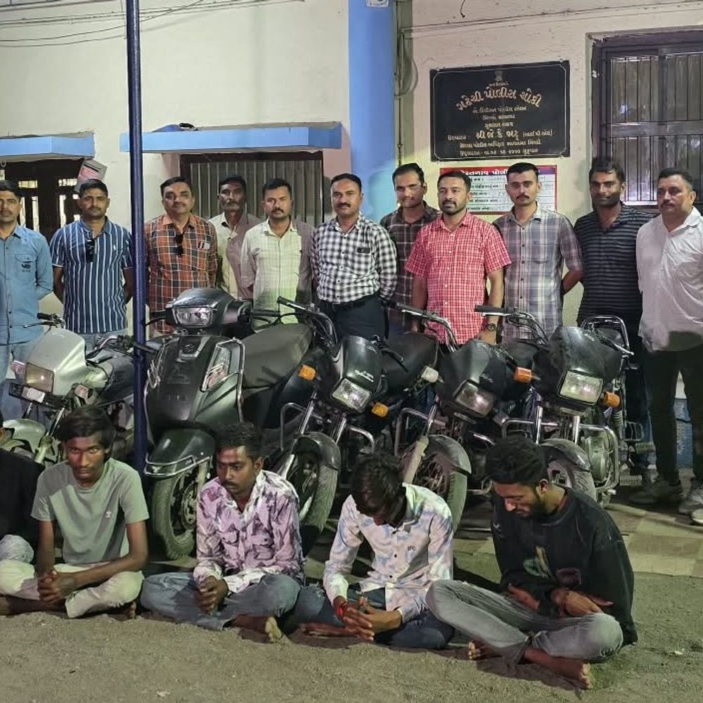 ફુલસરમાંથી 5 ચોરાઉ બાઈક સાથે 5 શખસ ઝડપાયા:શહેરના જુદા જુદા વિસ્તારોમાંથી બાઈક ઉઠાવ્યા હતા, બોરતળાવ-નિલમબાગ પોલીસ મથકમાં 5 ગુના નોંધાયા હતા
