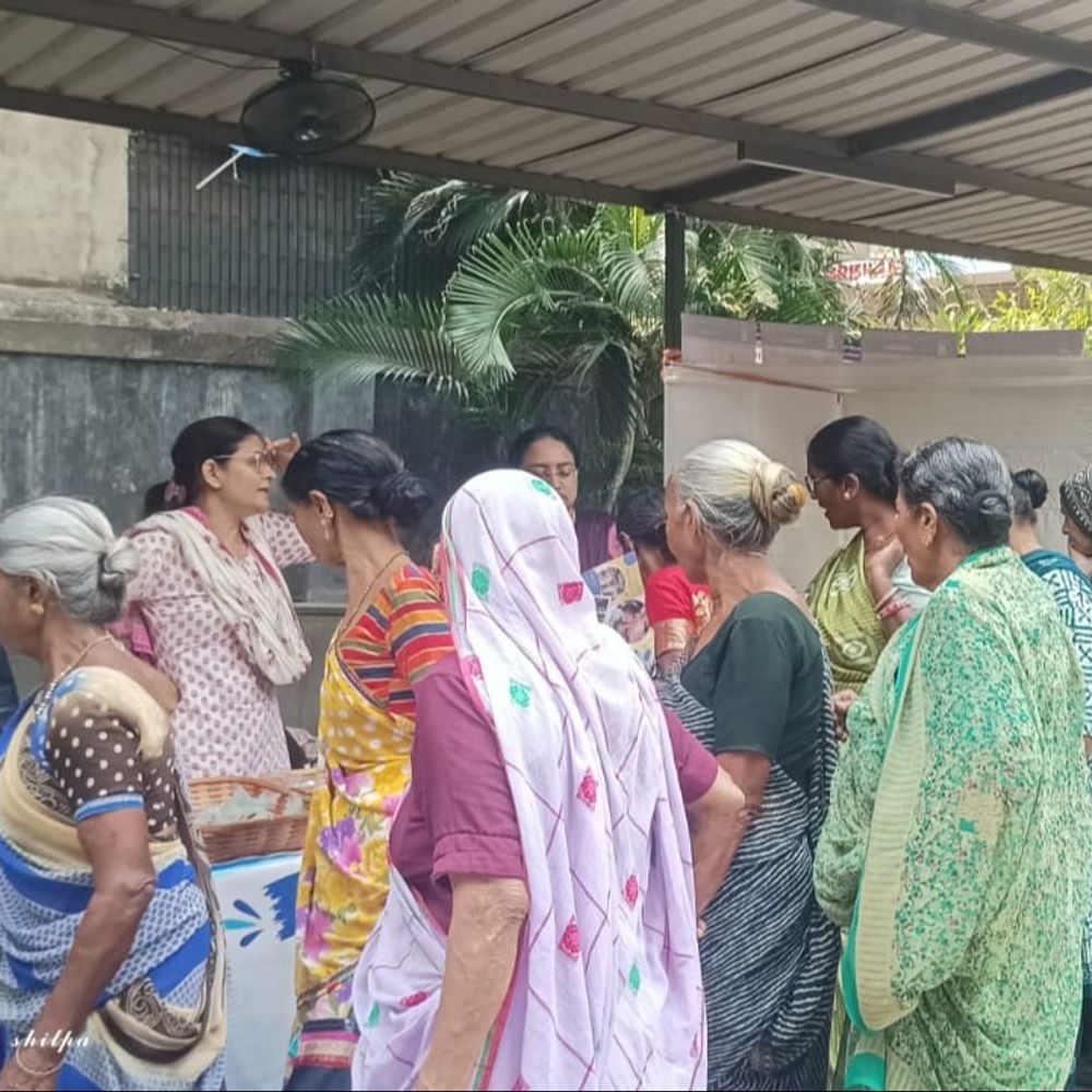 બી એમ ઇન્સ્ટિટ્યૂટમાં વિશ્વ માનસિક સ્વાસ્થ્ય દિવસની ઉજવણી:500થી વધુ લોકોની હાજરી વચ્ચે 350નું મફત સ્ક્રીનિંગ કરાયું