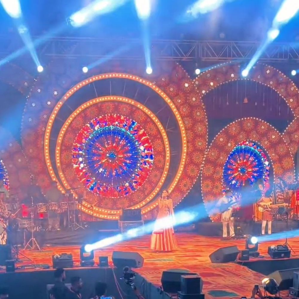 નવરાત્રિથી નવસારીનું અર્થતંત્ર ધબકતું થયું:100 કરોડથી વધુનું ટર્નઓવર, 10 હજારથી વધુ લોકોને રોજગારી; દિવાળી સુધી બજારમાં તેજી