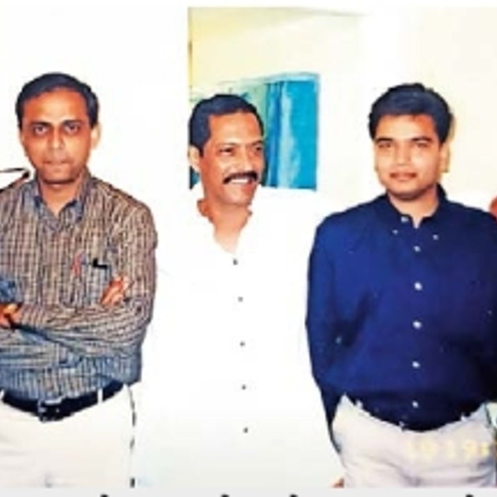 નાના પાટેકરનો વડોદરા સાથે 47 વર્ષનો ગાઢ સંબંધ: 1977માં નાટક અને મિત્ર અંશુમન ગાયકવાડના નિધન વખતે હાજરી