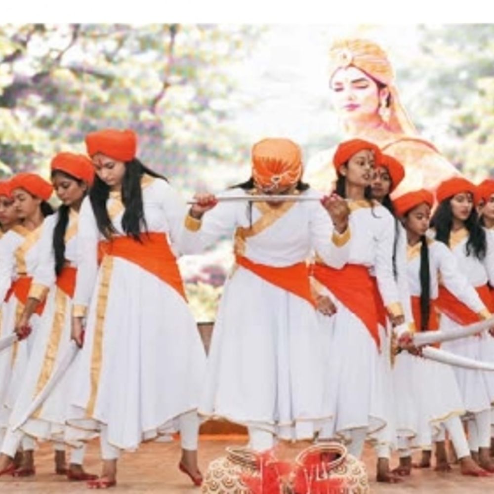 ભુજ કન્યા વિદ્યામંદિર-કન્યા રતનધામમાં શરદોત્સવની ભવ્ય ઉજવણી, દીકરીઓએ અનેક કૃતિઓ રજૂ કરી