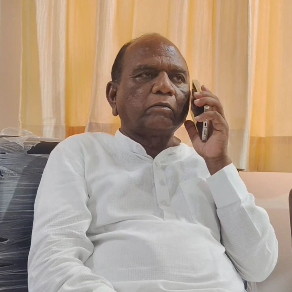 જંગલ જમીન વિવાદ: મનસુખ વસાવા કોંગ્રેસ નેતાઓ પર ભડક્યા:'ગાંધી જયંતિએ ભાષણબાજી કરી જતાં રહ્યાં, હવે ખેડૂતો પર કેસ થાય છે ત્યારે કોઈ દેખાતું નથી'