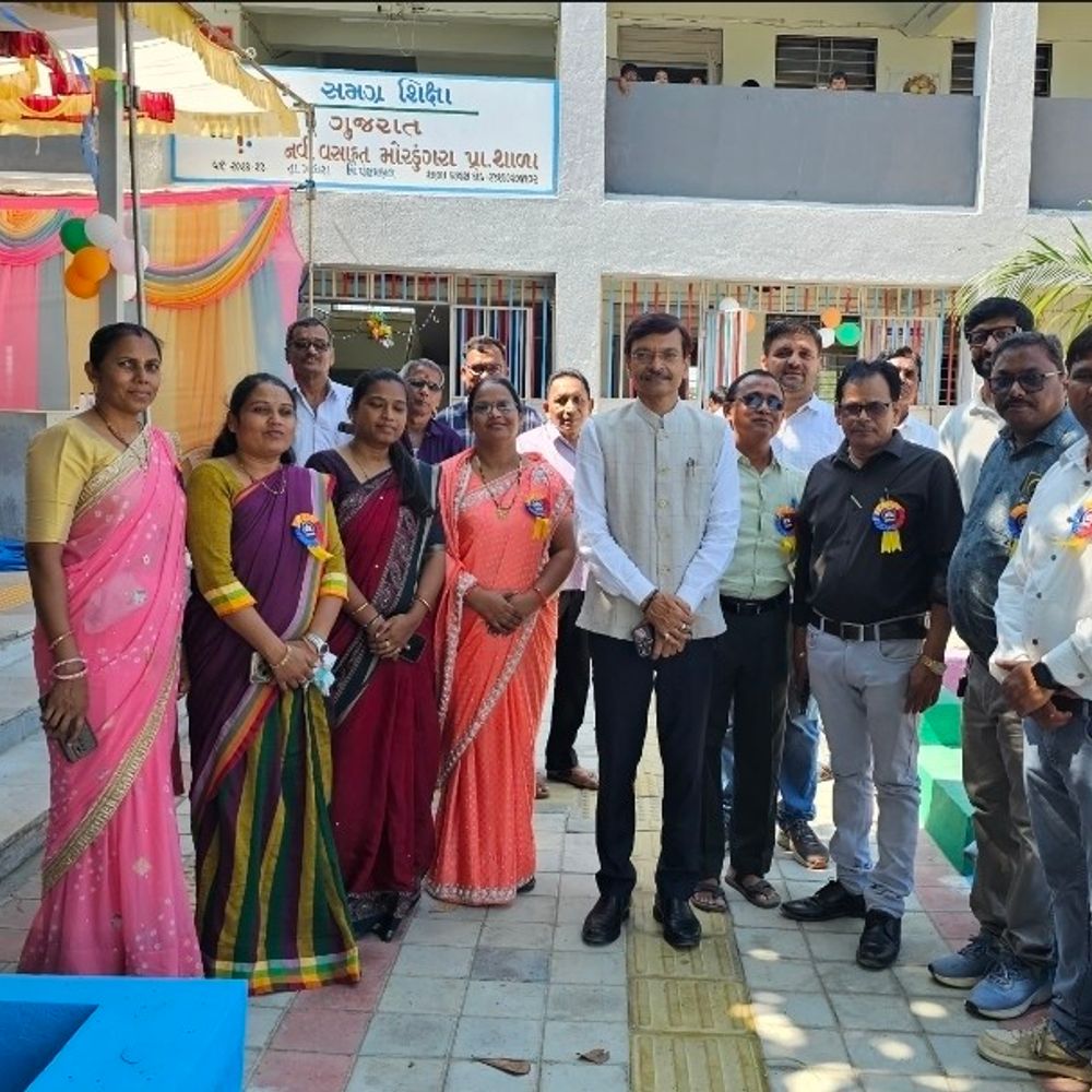 ગોધરાની પ્રાથમિક શાળામાં બાળ વૈજ્ઞાનિક પ્રદર્શન યોજાયું:રાજ્યસભા સાંસદ ડો. જશવંતસિંહ પરમાર હાજર રહ્યા, 4 લાખના શેડનું લોકાર્પણ કર્યું