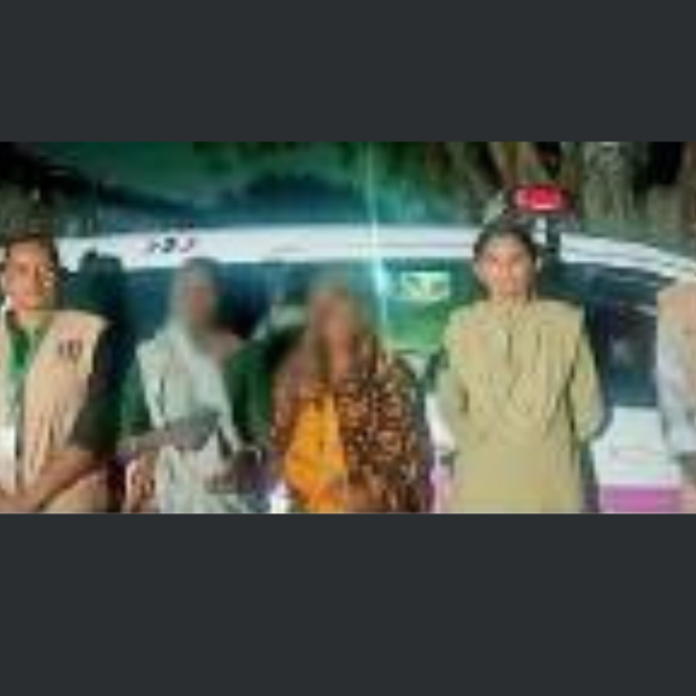 મોરબી નજીક કારખાનામાં માટીના ઢગમાં પડી જતાં 9 વર્ષની બાળકી સહિત ત્રણના મોત