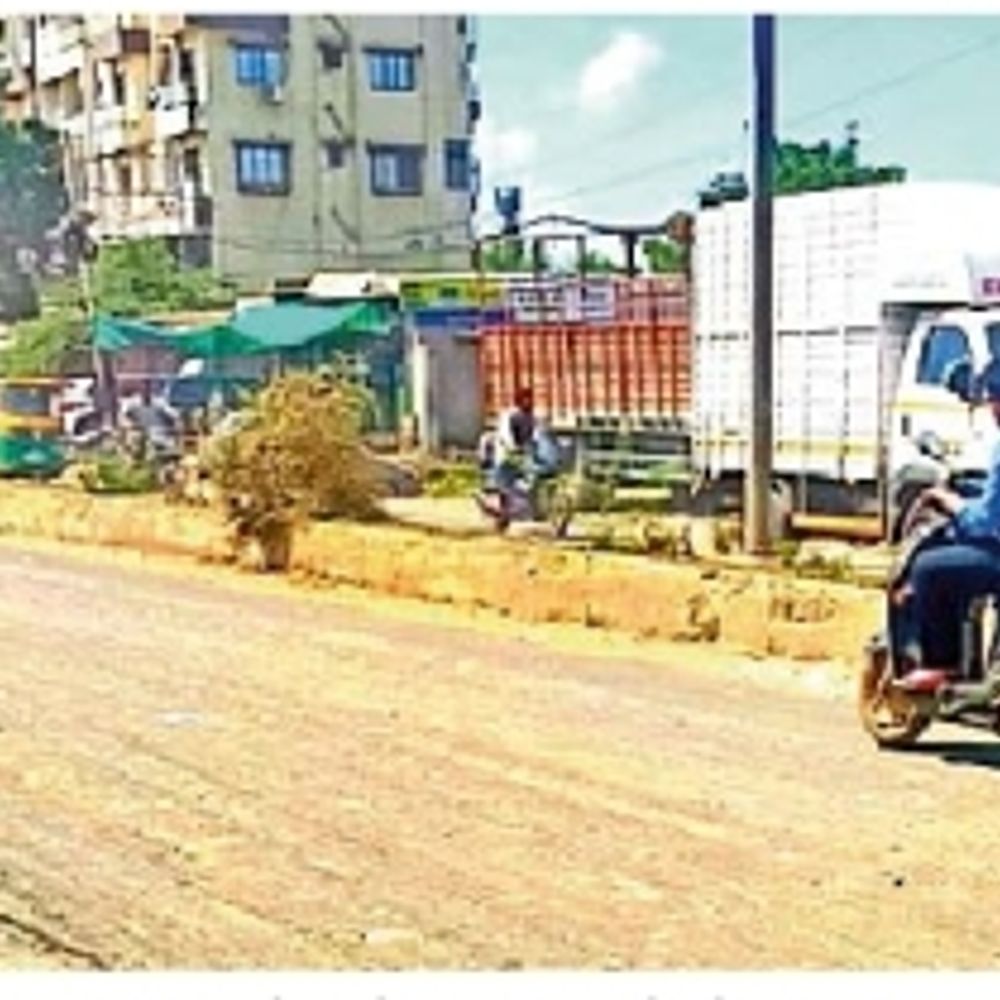 ભાવનગર: લીલા સર્કલ વિસ્તારમાં રોડના કામના અભાવે વાહનચાલકો અને વિદ્યાર્થીઓને અકસ્માતનો ભય