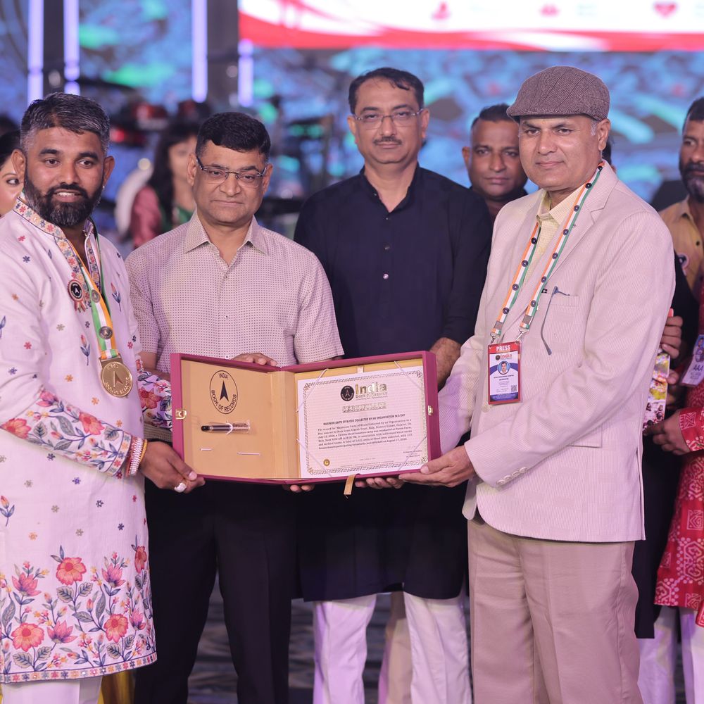 રોલા ટ્રસ્ટ દ્વારા 12 કલાકમાં 3,621 યુનિટ રક્ત એકત્ર કરી ઇન્ડિયા બુક ઓફ રેકોર્ડ્સમાં સ્થાન