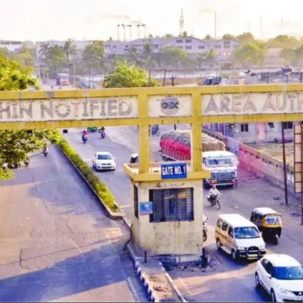 સચિન GIDCમાં સંકલિત વેરાબિલમાં 23% સુધીના વધારાથી રોષ:જંત્રી દર 5,870થી વધી 8,940 થતાં ઉદ્યોગકારો મુશ્કેલીમાં, મુખ્યમંત્રીને પત્ર લખી તાકીદે રાહત આપવા માંગ