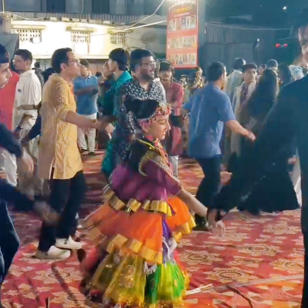 ભુજમાં રાજગોર સમાજની નવરાત્રીનો ઉત્સાહભેર પ્રારંભ:પરશુરામ મંદિર સમિતિ દ્વારા આયોજિત ત્રીજા મહોત્સવમાં હજારો બ્રહ્મબંધુઓ જોડાયા