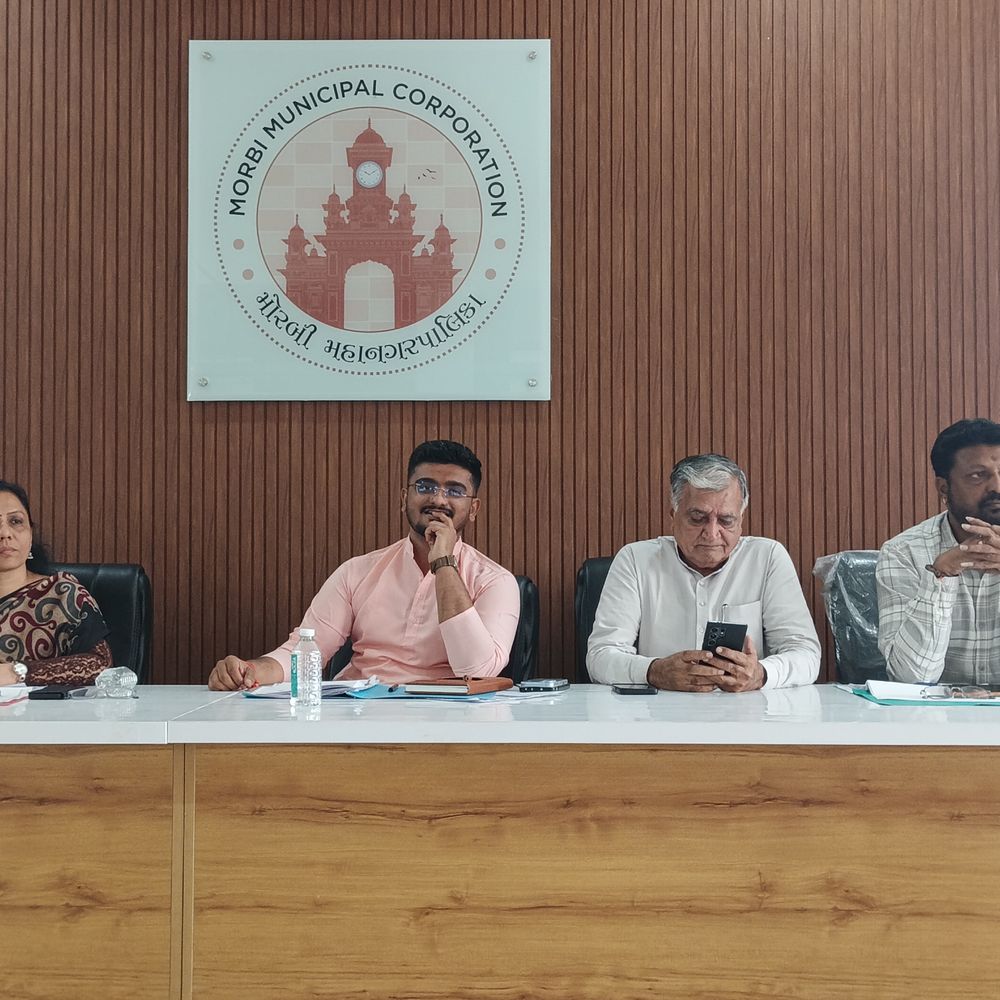 મોરબી મહાપાલિકામાં ભાજપના કોર્પોરેટરોએ સ્ટ્રીટ લાઈટ, રોડના પ્રશ્નો ઉઠાવ્યા:સામાન્ય સભામાં શાસકો ઘેરાયા; બિલ કાંડમાં આકરા પગલાં લેવાશે પણ કોની સામે તે મોટો સવાલ