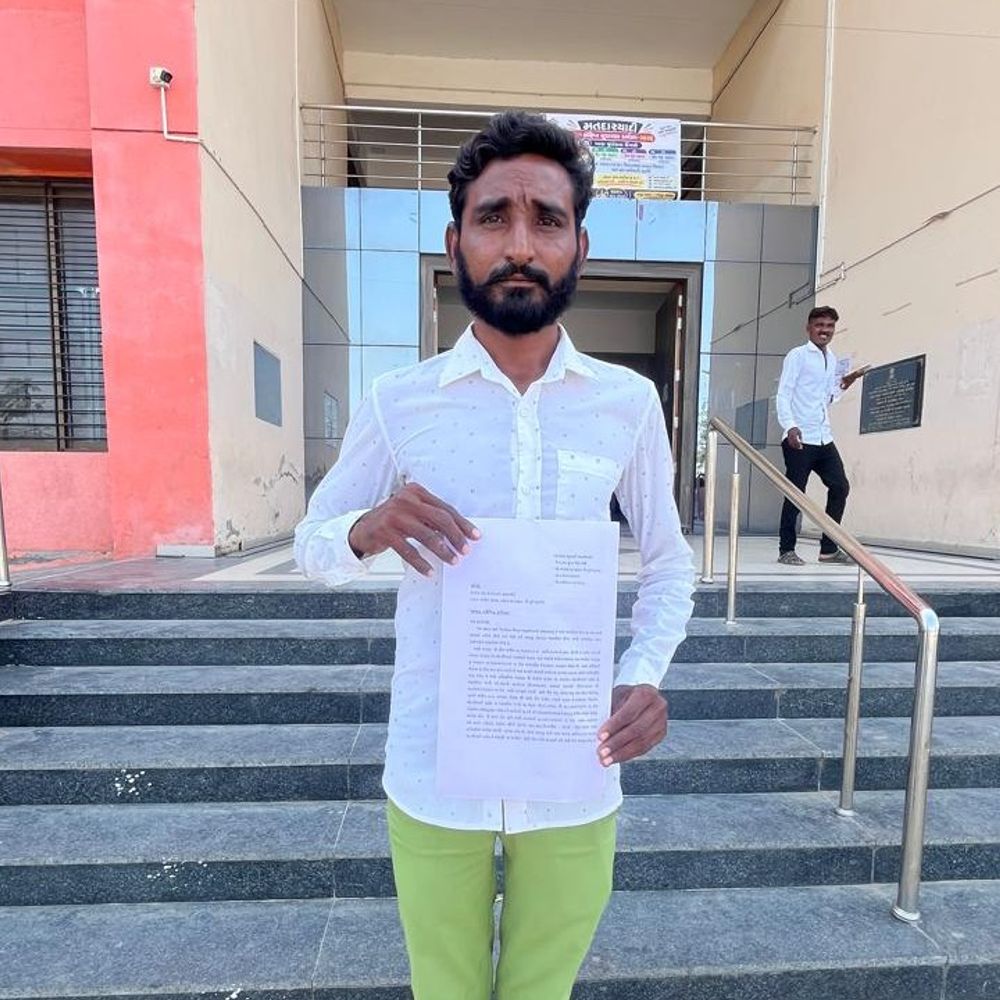 પાટડીના પાનવામાં જમીન કૌભાંડ:ખોટા વારસદારો ઊભા કરી 18 વીઘા જમીન રૂ.1.98 કરોડમાં વેચી દીધી; પ્રાંત અધિકારીએ જમીન મૂળ માલિકના નામે કરવા હુકમ કર્યો