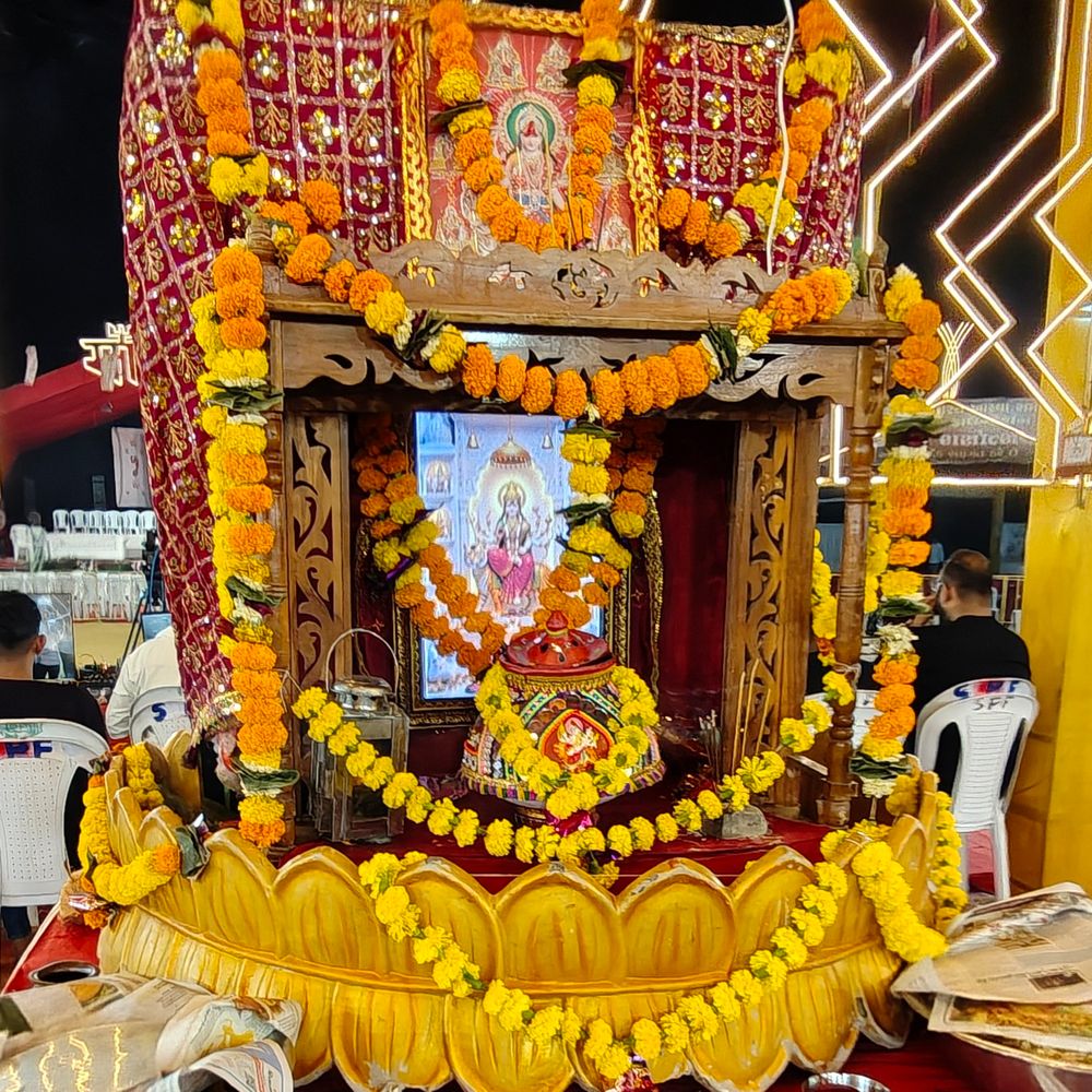 વેરાવળમાં 16 વર્ષથી યોજાતા રાસ ઉત્સવમાં ગરબા ગુરુ શિરોમણી હરીફાઈ:સર્વ સમાજને નિ:શુલ્ક પ્રવેશ, વિજેતાઓને ઇનામ; હિન્દુ સંસ્કૃતિની પરંપરા જાળવવા આયોજન