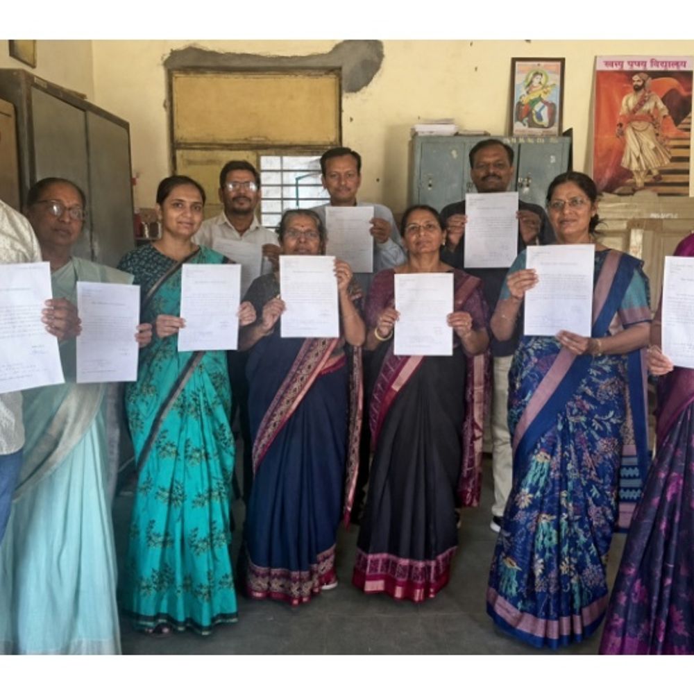 ગ્રાન્ટેડ પ્રાથમિક શાળાના શિક્ષકોએ મુખ્યમંત્રીને લખ્યો પત્ર:ઉચ્ચતર પગાર ધોરણ 4200 ગ્રેડ પેની માગ, નિરાકરણ ન આવે તો ઓનલાઈન કામગીરીનો સંપૂર્ણ બહિષ્કાર કરાશે