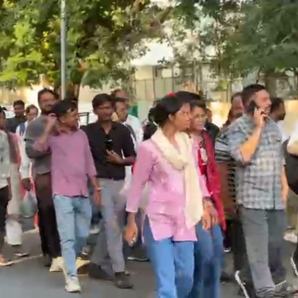 વોકેશનલ ટ્રેનર્સનો પગાર અને રજા મુદ્દે સરકાર સામે આક્રોશ:કાગળ પર રૂ.24 હજાર પગાર, હાથમાં માત્ર રૂ.14થી 16 હજાર અપાતા હોવાનો આક્ષેપ સાથે ગાંધીનગરમાં રજૂઆત