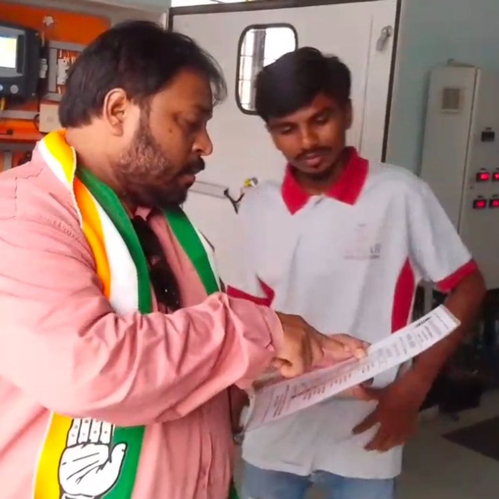 જવાબદાર કોન્ટ્રાક્ટરને બ્લેકલિસ્ટ કરવા માંગ:વડોદરાના ભાયલી-સેવાસી પાણીની ટાંકીમાં 8 મહિનાથી એક જ લેવલ પર પાણી રાખવામાં આવતું હોવાના આક્ષેપ, ફાયર સેફ્ટીના સાધનો પણ એક્સપાયરી ડેટવાળા છે