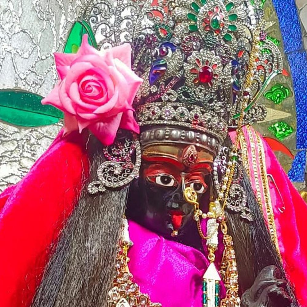 મારી સોસાયટી મારી નવરાત્રિ:નારોલ ગુવ આકૃતિ ટાઉનશીપમાં પાંચમા ગરબાનું આયોજન, રાતભર ગરબા રમ્યા, નાસ્તાનો કાર્યક્રમ પણ યોજાયો