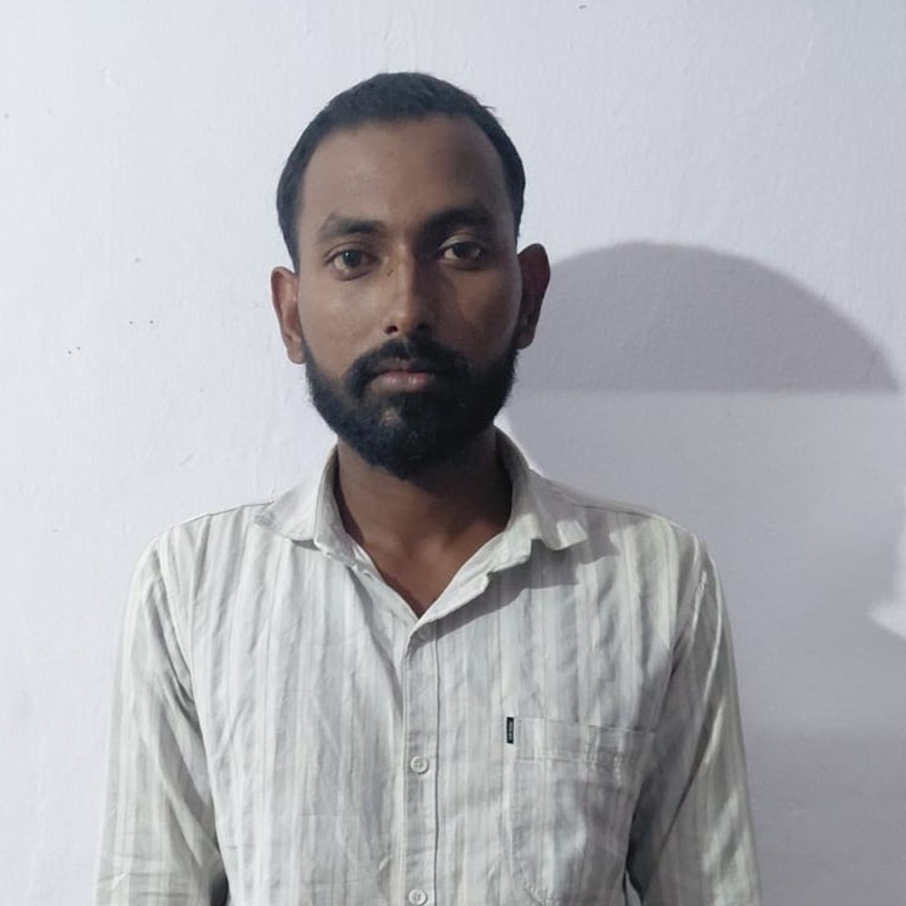 PSI પર ફાયરિંગ કરતા આરોપી સામે FIR:રાજકોટમાં મર્ડર વિથ લૂંટમાં હથિયારોની રિકવરી વખતે રાઉન્ડ ફાયરિંગ કરતા મુખ્ય શૂટરને પોલીસે પગમાં ગોળી મારી