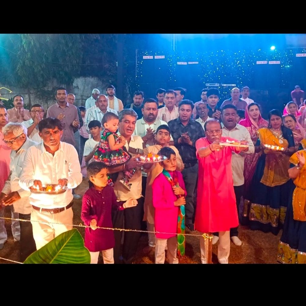 મારી સોસાયટી મારી નવરાત્રિ:પાલનપુર શહેરમાં મહેશ્વરી સમાજે નવરાત્રિનું આયોજન કર્યું, બનાસકાંઠા જિલ્લામાં કાર્યક્રમ યોજાયો