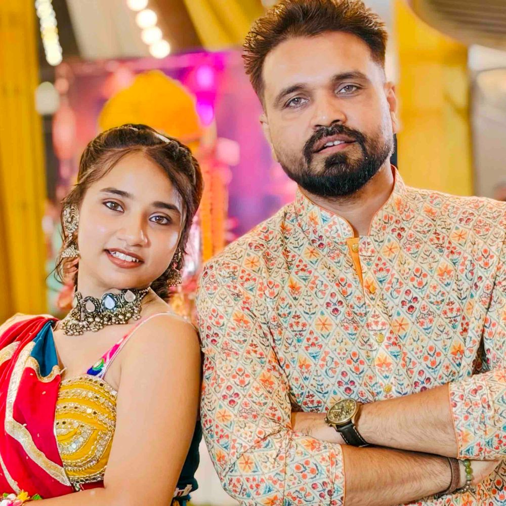 મારી સોસાયટી મારી નવરાત્રિ:કર્ણાવતી સ્કાયલેનમાં ભક્તિભાવ સાથે મહા આરતી યોજાઈ, ફૂલોની રંગોળી અને ગરબાના તાલે રહેવાસીઓ ઝૂમ્યા, એકતા-શ્રદ્ધાનો સંગમ બન્યો