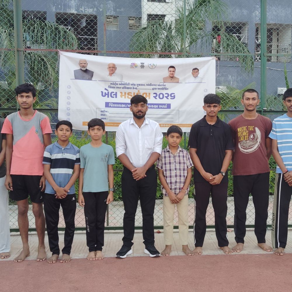 મારી સોસાયટી મારી નવરાત્રિ:ખેલ મહાકુંભ-2026માં પાટણની શાળાના ખેલાડીઓનું શાનદાર પ્રદર્શન, યોગાસન અને બાસ્કેટબોલમાં અનેક ઇનામો મેળવી શાળાનું ગૌરવ વધાર્યું