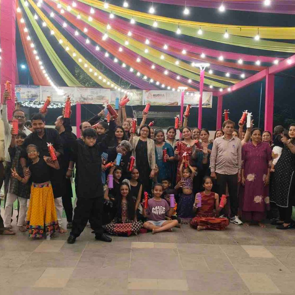 મારી સોસાયટી મારી નવરાત્રિ:નવરાત્રી 2026 ની નવલી રાતે માતાજીને વિદાય, પામ ગ્લોરી, સોલામાં ભક્તો ગરબે ઘૂમ્યા, વહેલા પધારવા પ્રાર્થના