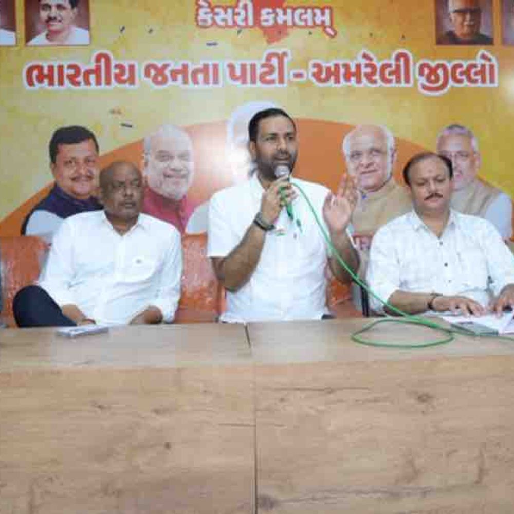 અમરેલીમાં પ્રથમ વખત ભાજપ દ્વારા ‘કેસરિયો શરદોત્સવ’નું આયોજન:25 ઓક્ટોબરે લાભમ પાર્ટી પ્લોટમાં ઉર્વશી રાદડિયા અને વિમલ મહેતા ખેલૈયાઓને ડોલાવશે