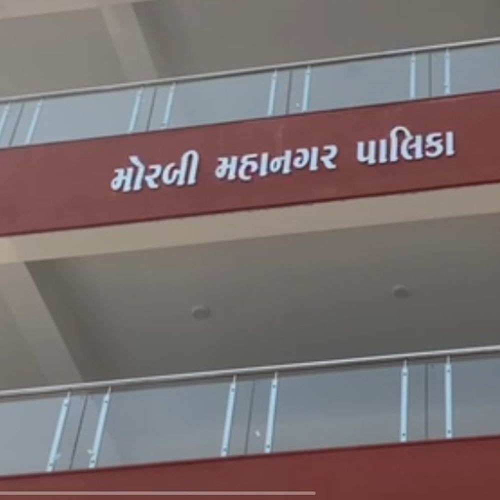 મોરબી મહાપાલિકાને ફટાકડાના 4 સ્ટોલની હરરાજીથી 2.37 લાખની આવક:રવાપર ચોકડીએ ટ્રાફિક સમસ્યાના કારણે સ્ટોલને મંજૂરી ન મળી