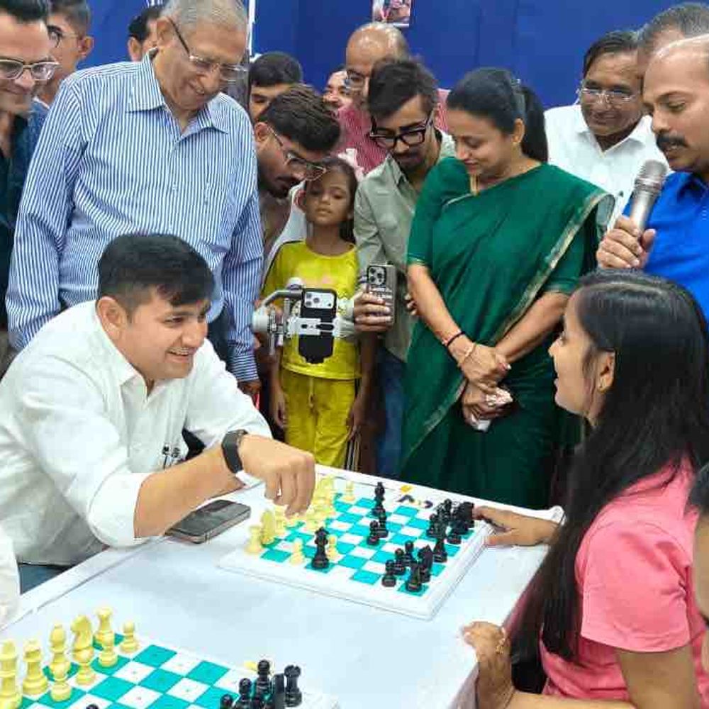 પાલનપુરમાં દિવ્યાંગ ખેલાડીઓ માટે 4થી નેશનલ ચેસ ચેમ્પિયનશિપનો પ્રારંભ:ત્રિદિવસીય સ્પર્ધામાં 11 રાજ્યોના 130 ખેલાડીઓ વચ્ચે બૌદ્ધિક જંગ જામશે