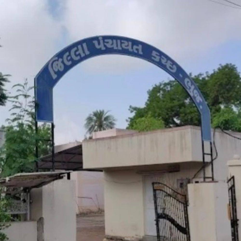 ગુજરાતમાં 17 IAS અધિકારીઓની બદલી:કચ્છના DDO ઉત્સવ ગૌતમ આણંદના કલેક્ટર બન્યા, અતિરાગ ચાપલોત કચ્છના નવા DDO