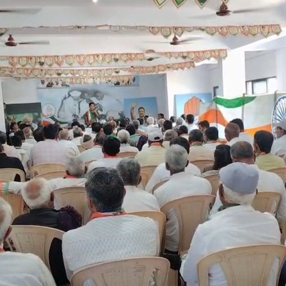 બોટાદમાં કોંગ્રેસના મોંઘવારી, બેરોજગારી અને NEET મુદ્દે ભાજપ પર પ્રહાર:'વોટ બચાવો, દેશ બચાવો' અભિયાન, સૌરાષ્ટ્ર ઝોન પ્રભારી સુખદેવ પાનસેની હાજર રહ્યા