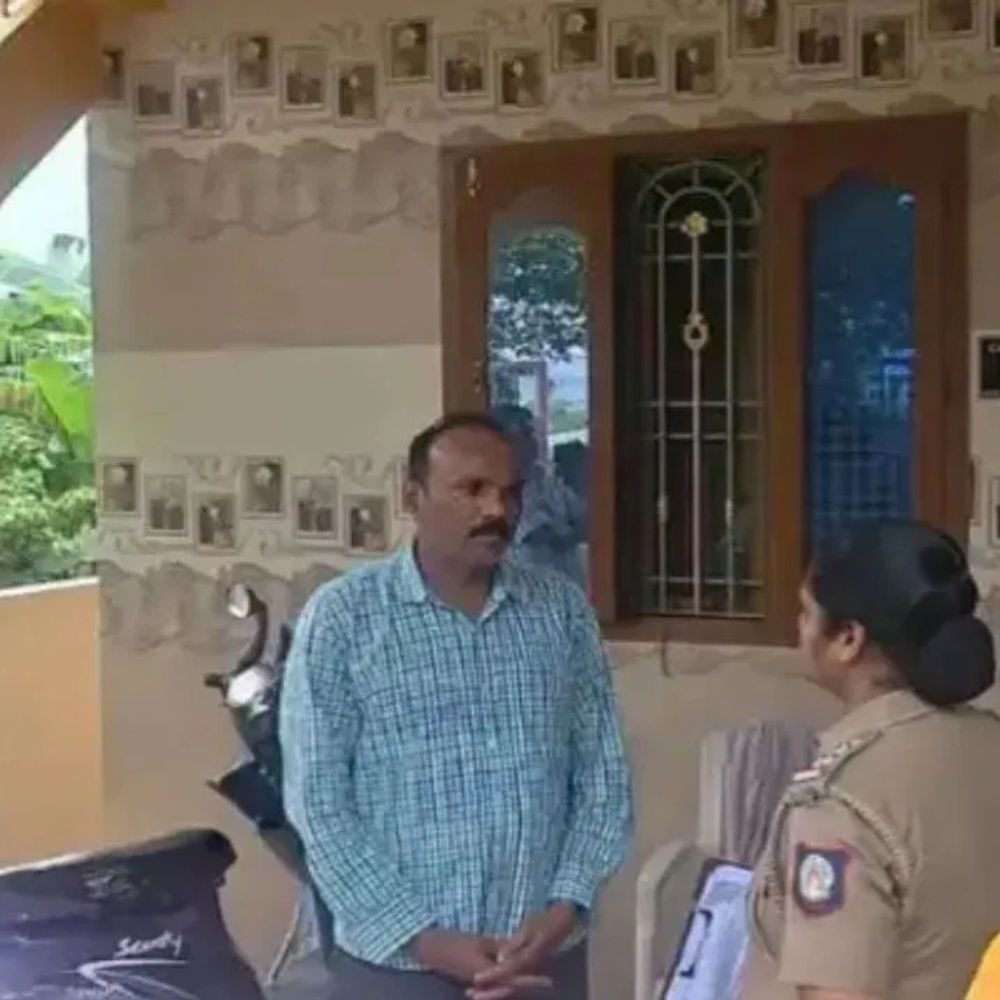 હનીટ્રેપમાં ફસાયો સેનાનો નિવૃત્ત કેપ્ટન, વેલ્લોરથી ધરપકડ:અજાણી મહિલાને ગુપ્ત માહિતી મોકલવાનો આરોપ, 28 વર્ષ સુધી સેનામાં સેવા આપી ચૂક્યો છે