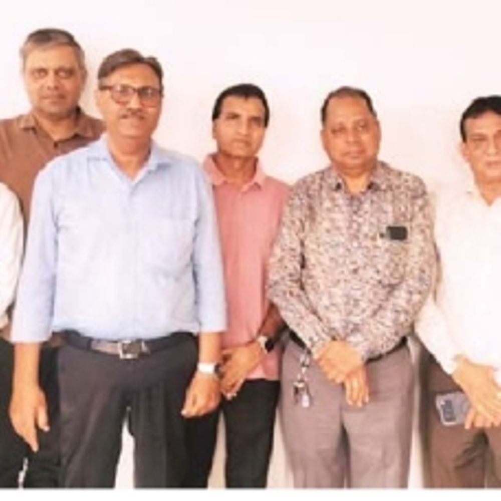 જીવનરક્ષક દવાઓમાં ઉઘાડી લૂંટ:પ્રિસ્ક્રિપ્શન વિના વેચાતી દવા લોકો માટે સૌથી વધુ જોખમી